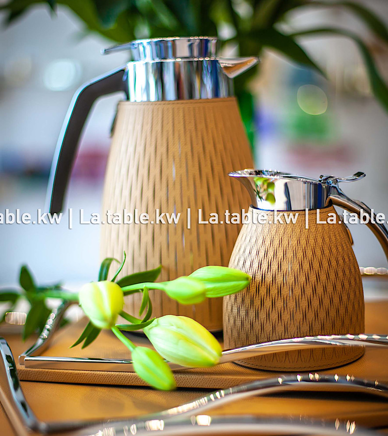 Caramel Full Leather Carafe / إبريق من الجلد كامل باللون كراميل