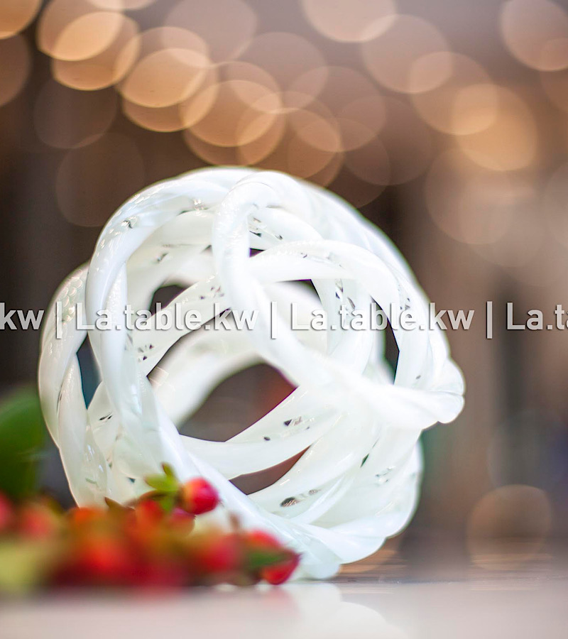 White Crystal Knot