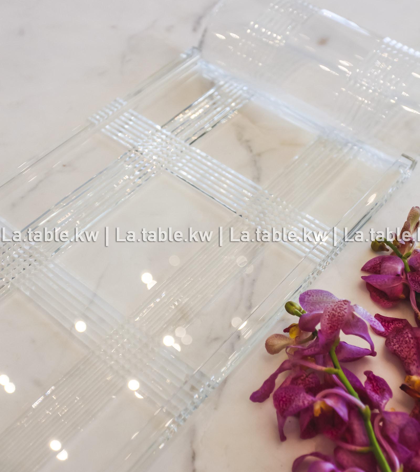 Transparent Crystal Clear Tray / صينية من الكريستال شفافه
