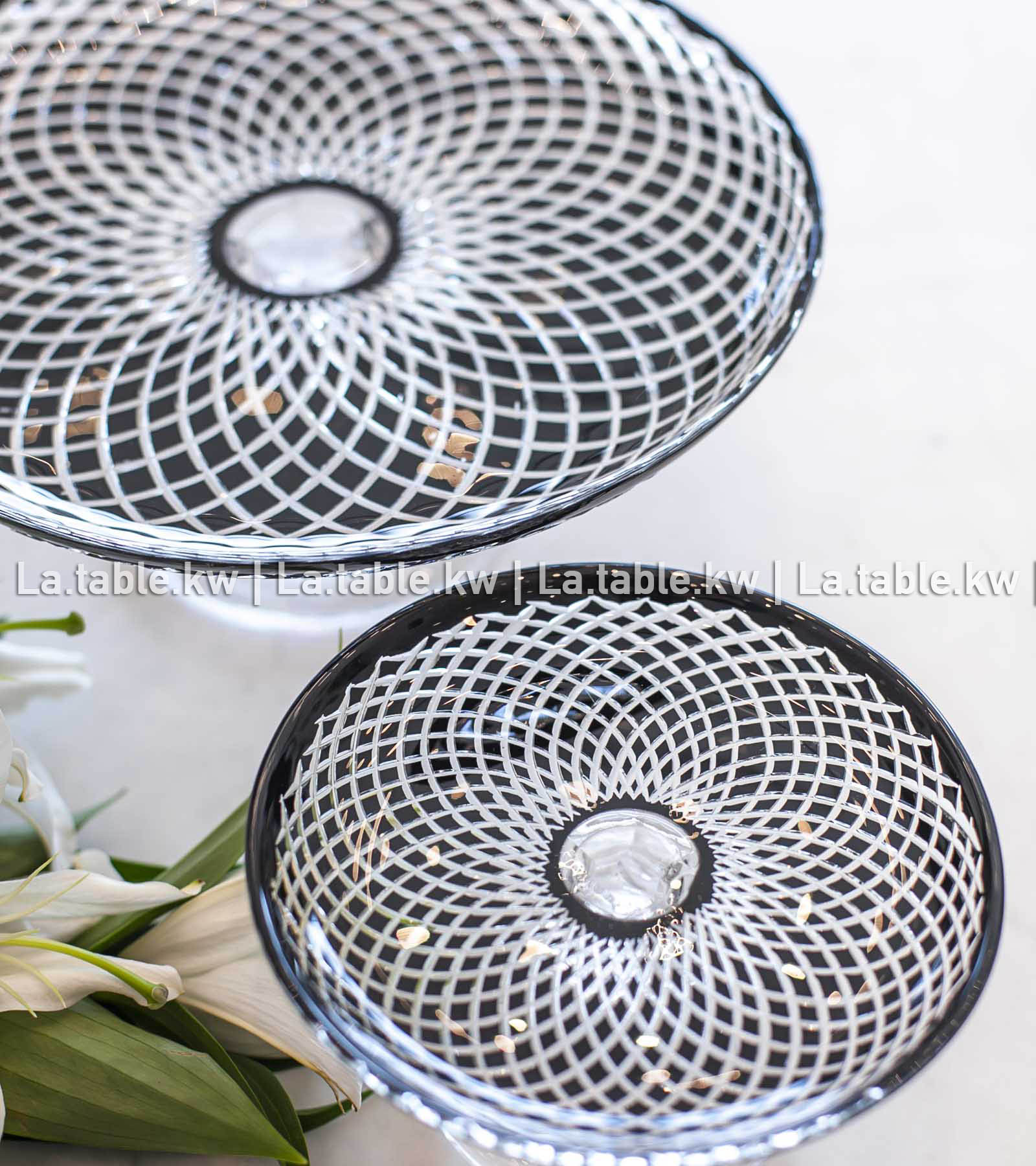 Black Allure Serving Stands / آلور حامل تقديم باللون الأسود