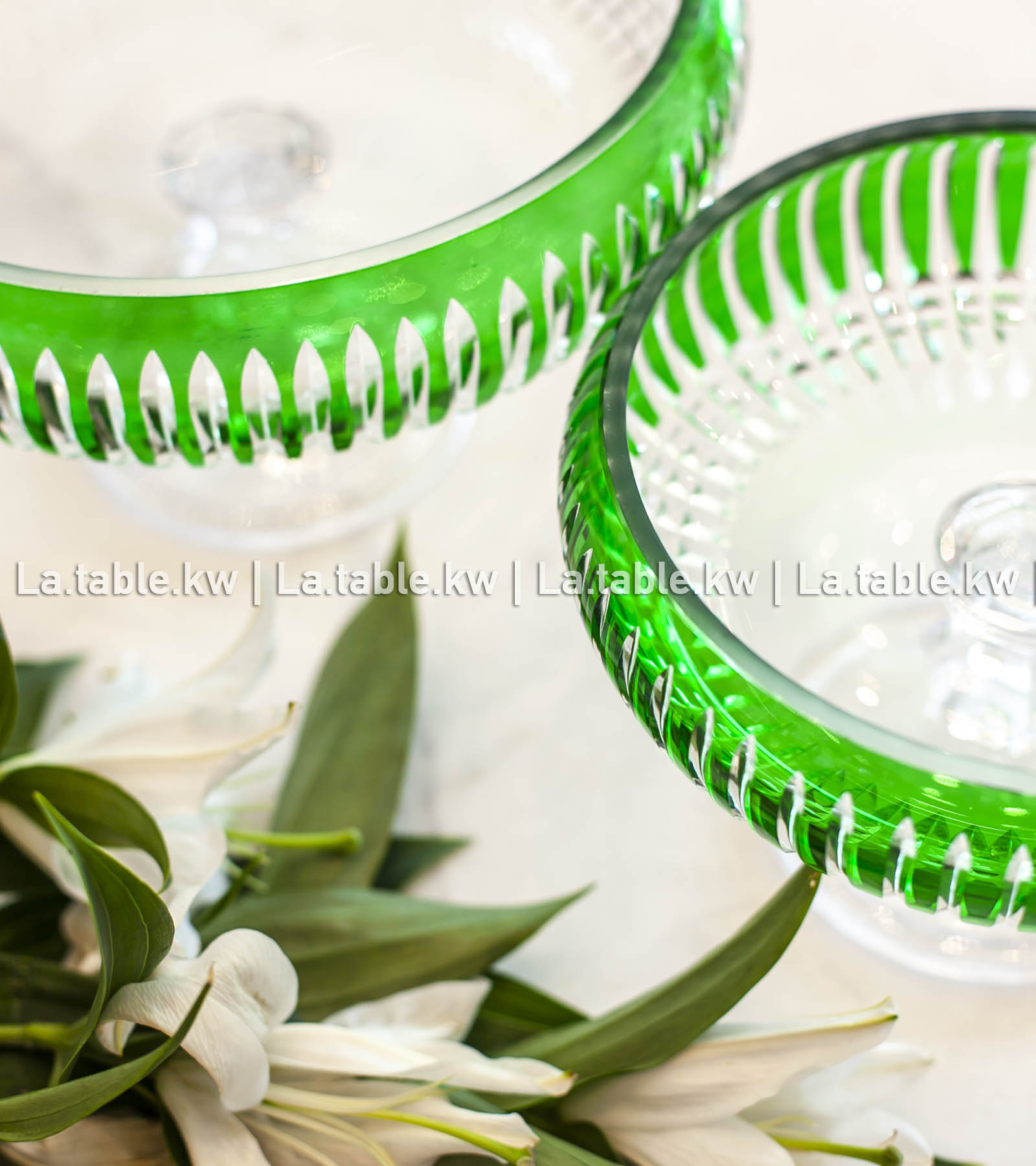 Green Allure Curved Bowls / آلور وعاء منحني - أخضر
