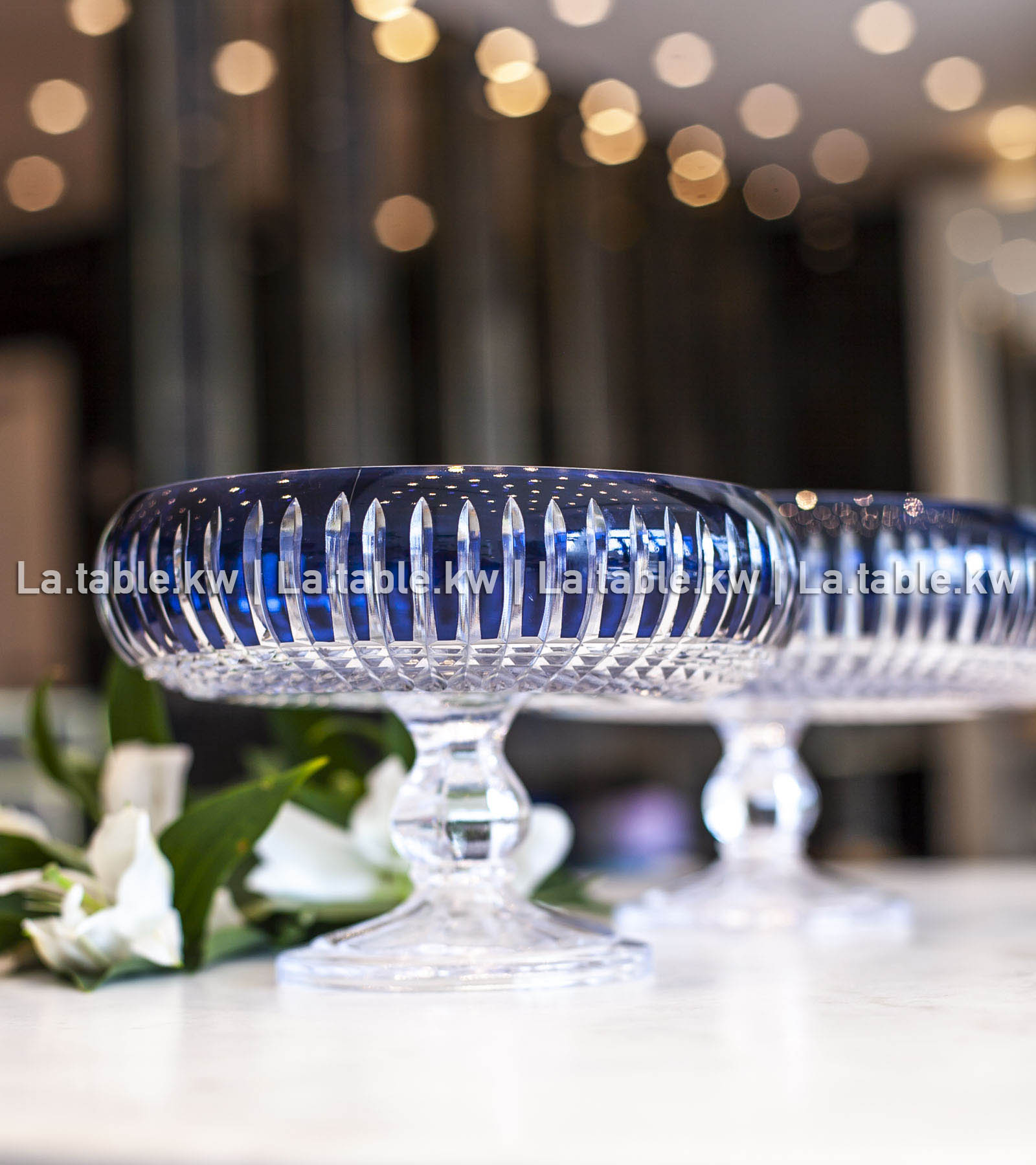 Navy Blue Allure Curved Bowls / آلور وعاء منحني - أزرق غامق