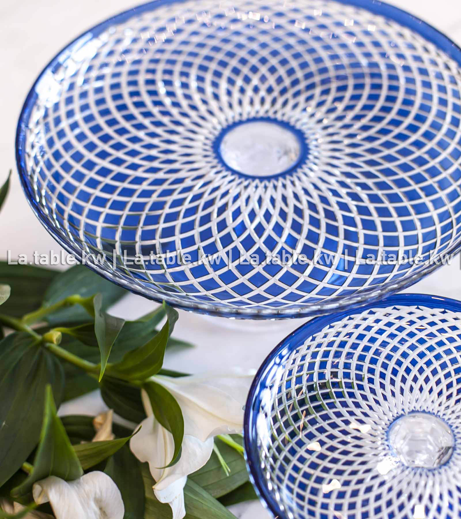 Navy Blue Allure Serving Stands / آلور حامل تقديم باللون الازرق الغامق