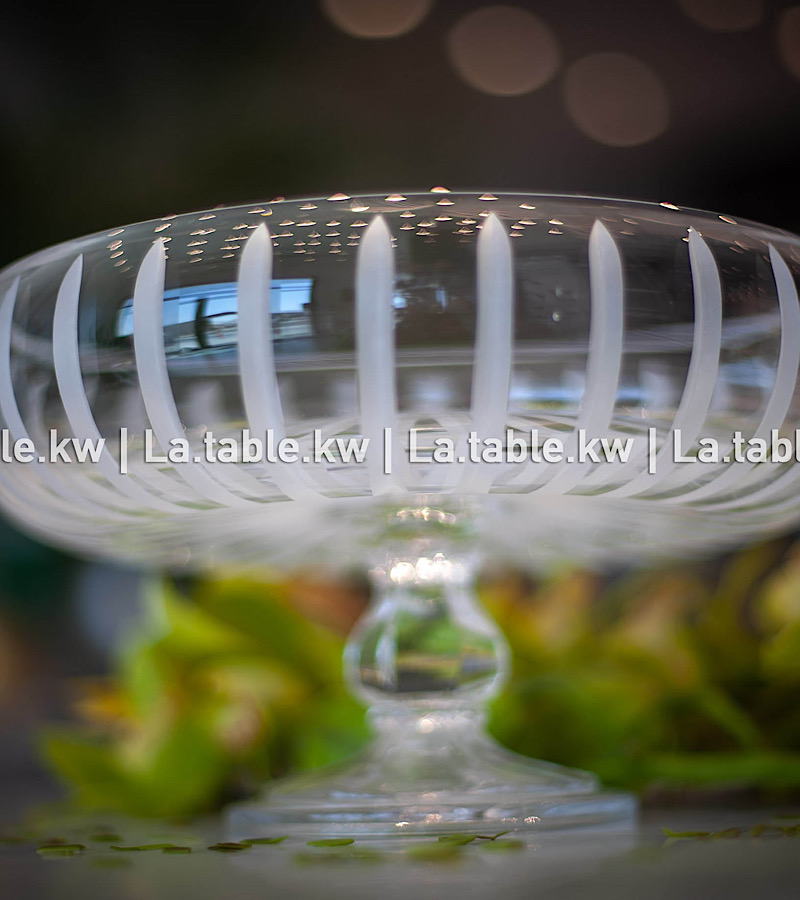 Transparent Lined Classic Curved Bowl
