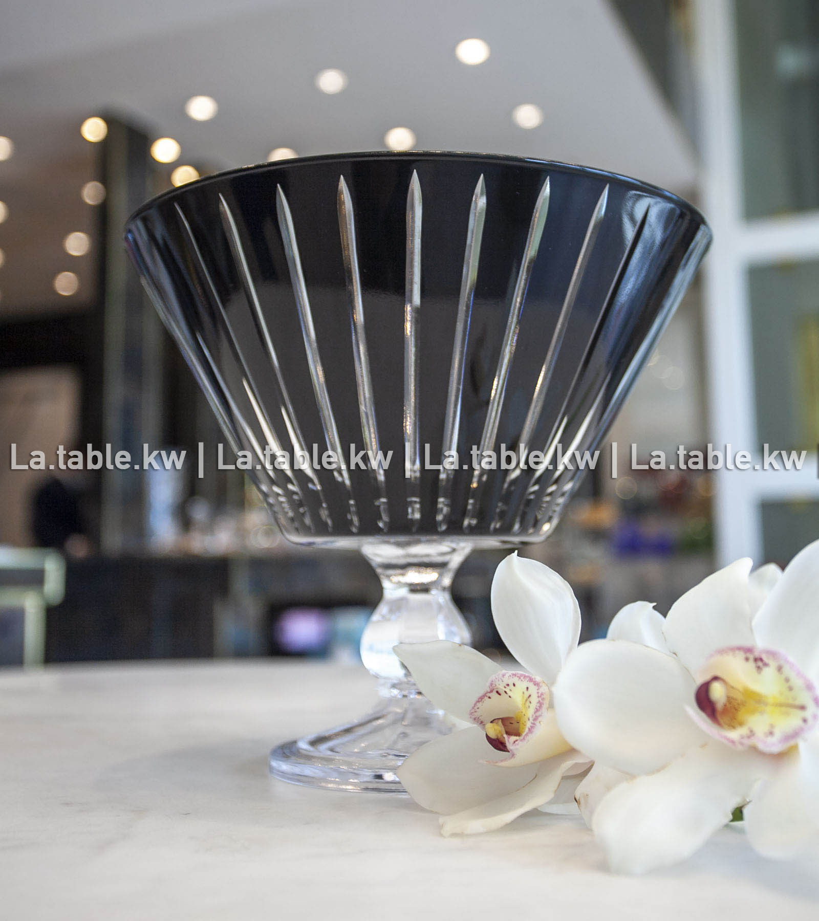 Black Classic V Bowls / كلاسيك وعاء علي شكل حرف ٧ باللون الأسود